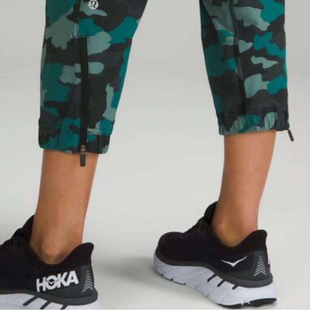 LULULEMON Adapted State High Rise Jogger Women Sz 10 Heritage 365 Tidewater Teal - Picture 8 of 17
